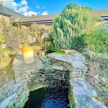 Villa Stone Built Barn In A Beautiful Rural Setting Llangwm-Isaf Exterior foto