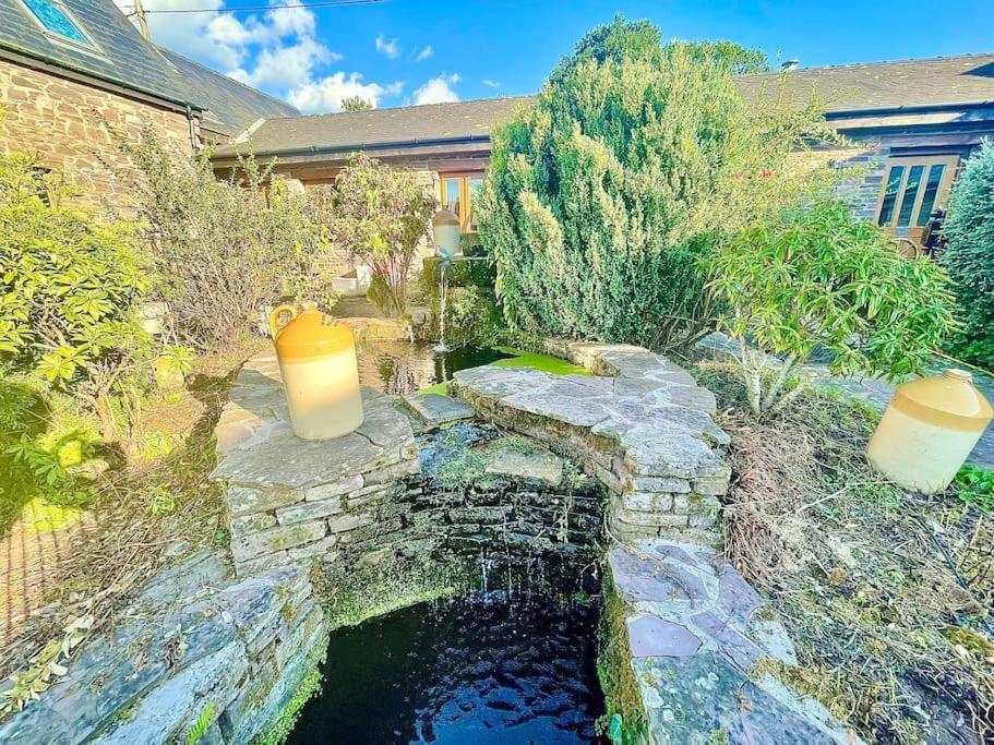 Villa Stone Built Barn In A Beautiful Rural Setting Llangwm-Isaf Exterior foto